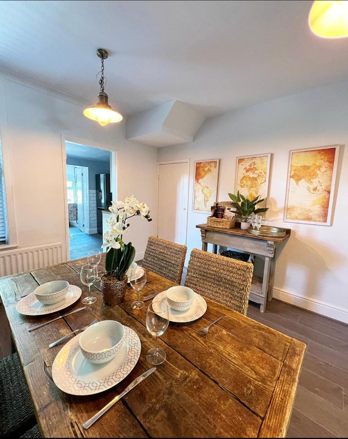 Modern 3 Bed, Heart Of Ashley Cross, 5 Mins To Sandbanks Poole Dış mekan fotoğraf